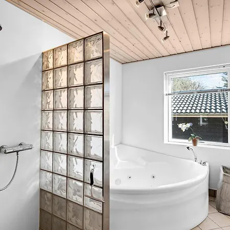 Beautiful Sea-view With Annex And Lovely Terraces Near *